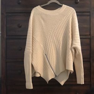 Asymmetrical, chunky sweater + zipper detail